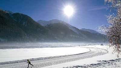 Loipenzauber bei Goms im Wallis Loipenzauber bei Goms im Wallis