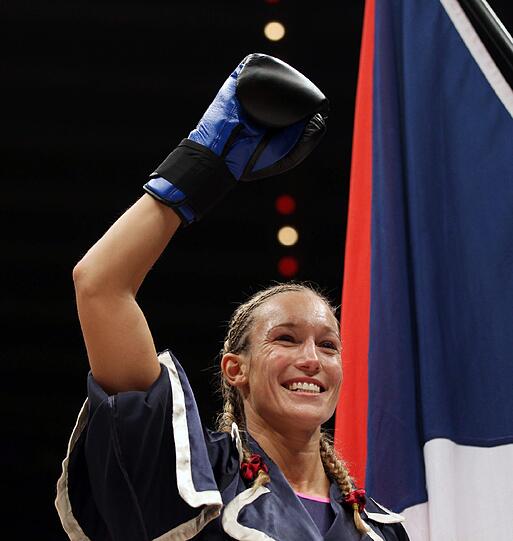 Kickbox-Weltmeisterin Christine Theiss besiegte Martina Müllerova im Circus Krone. Hier gibts die besten Bilder vom Fight zum Durchklicken!