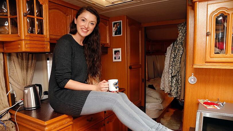 Die Münchnerin Sarah Melbinger arbeitet als Clown beim Circus Roncalli. Die Münchnerin Sarah Melbinger arbeitet als Clown beim Circus Roncalli.