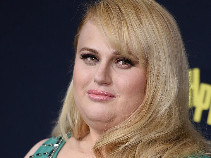 Rebel Wilson bei der Weltpremiere von "Pitch Perfect 2" im Nokia Theatre in Los Angeles