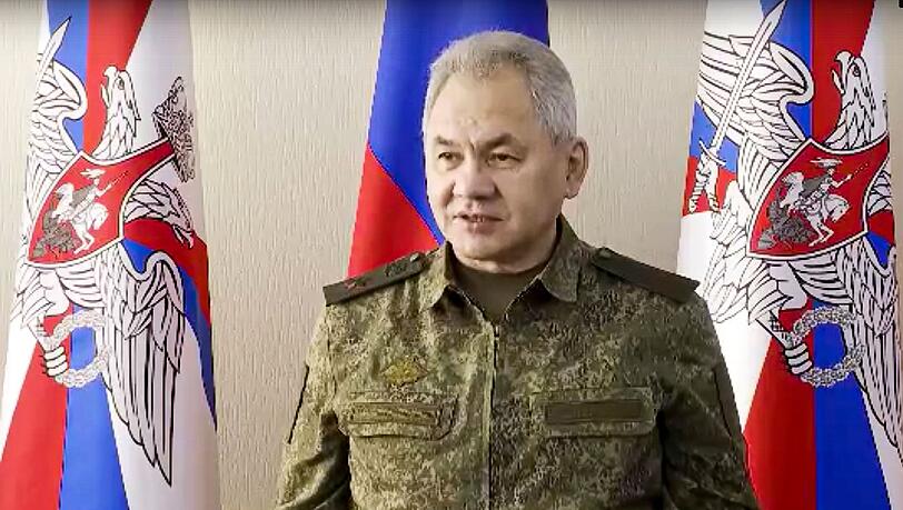 Der russische Verteidigungsminister Sergej Schoigu hatte vor kurzem unter anderem angekündigt, die Truppenstärke von 1,15 auf 1,5 Millionen Soldaten erhöhen zu wollen.