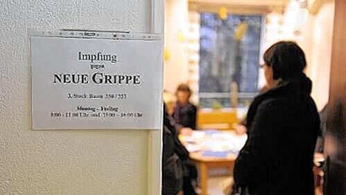 Massenimpfung nein, Risikogruppen ja: So lautet der aktuelle Rat von Experten zur Impfung. Massenimpfung nein, Risikogruppen ja: So lautet der aktuelle Rat von Experten zur Impfung.