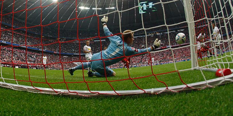 Bundesliga-Auftakt daheim für die Bayern: Die besten Bilder vom Spiel gegen Gladbach.