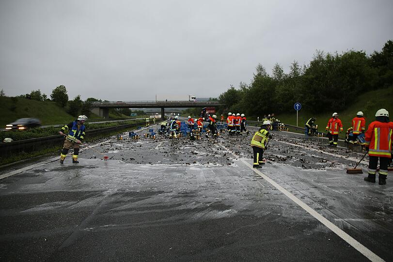 Der Bierfahrer wurde nicht verletzt, das Bier hingegen schon.