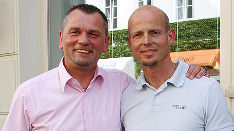 Thomas Niederbühl (51, auf dem Foto links) und Freund Heinz Bänzinger.