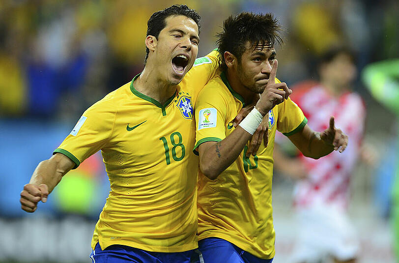 Neymar erzielt beim Sieg gegen Kroatien zwei Tore für Brasilien.