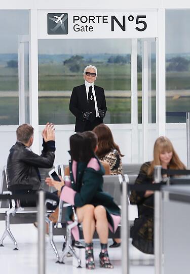 Karl Lagerfeld lässt sich feiern