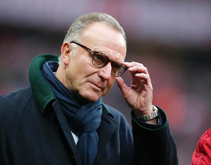 Der Kampf hat begonnen: FCB-Boss Karl-Heinz Rummenigge möchte, dass die Bundesliga mindestens eine Milliarde Euro aus dem neuen TV-Vertrag erlöst.