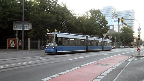 Die Linie 12 wird künftig auch am Schwabinger Krankenhaus halten.