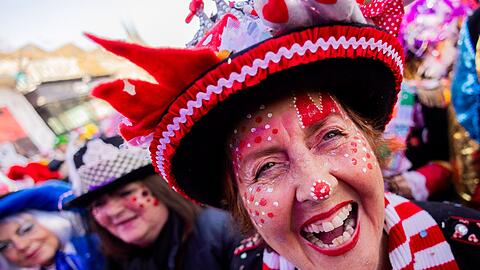 K&ouml;lns oberster Karnevalist Christoph Kuckelkorn h&auml;lt den Karneval f&uuml;r eine gro&szlig;e Therapiesitzung.