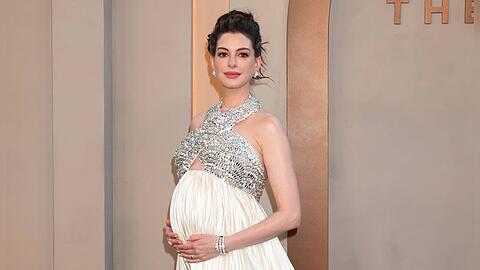 F&uuml;r Anne Hathaway kam die aktuelle Schwangerschaft &uuml;berraschend.