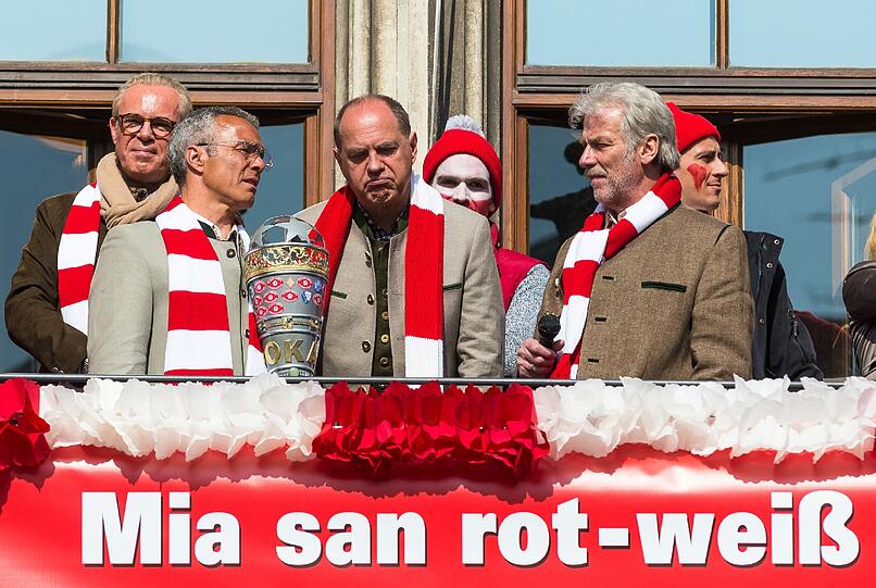 Dreharbeiten zur Hoeneß-Satire "Udo Honig". Die Bilder vom Marienplatz in München...