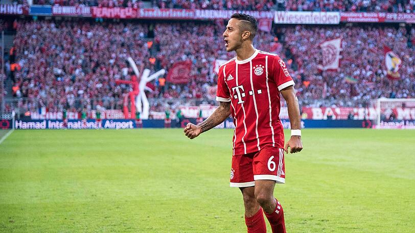 THIAGO NOTE 2: Torschütze zum 3:0: Sein Distanzschuss schlug rechts unten ein (63.). Knallte zuvor schon mal drauf, da wurde sein Schuss gehalten (10.). Hatte alle Freiheiten im Jupp-System, agierte mal als zweiter Stürmer, mal zwischen den Innenverteidigern.