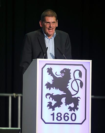 Die Bilder von der Mitgliederversammlung vom TSV 1860 in der Tonhalle