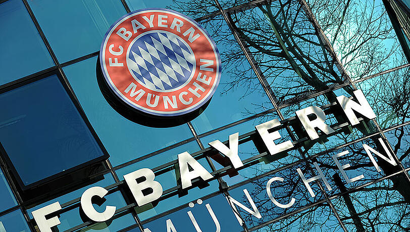 Ein Rechtsprofessor will den FC Bayern aus dem Vereinsregister löschen lassen - und könnte damit die ganze Liga in Bedrängnis bringen. Ein Rechtsprofessor will den FC Bayern aus dem Vereinsregister löschen lassen - und könnte damit die ganze Liga in Bedrängnis bringen.