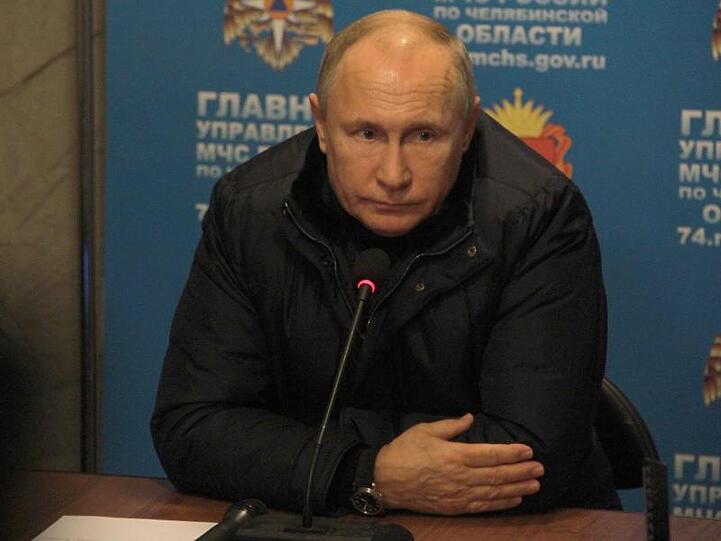 Wladimir Putin, Präsident von Russland, nimmt an einem Treffen von Einsatzkräften teil.