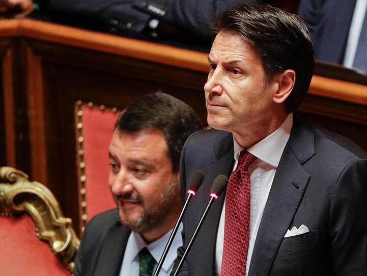 Sie werden wahrscheinlich keine Freunde mehr: Italiens Ministerpräsident Giuseppe Conte (r.) und der rechtspopulistische Innenminister Matteo Salvini.