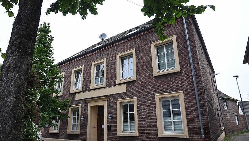 Das Gebäude des Biologischen Krebszentrums in Brüggen-Bracht. Foto: Henning Kaiser Das Gebäude des Biologischen Krebszentrums in Brüggen-Bracht. Foto: Henning Kaiser