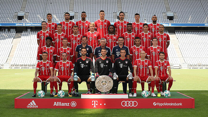 Das Bayern-Mannschaftsfoto der Saison 2017/18. Das Bayern-Mannschaftsfoto der Saison 2017/18.