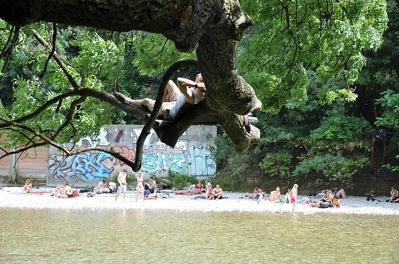 Ein luftiger Platz zum Entspannen - direkt über der Isar.