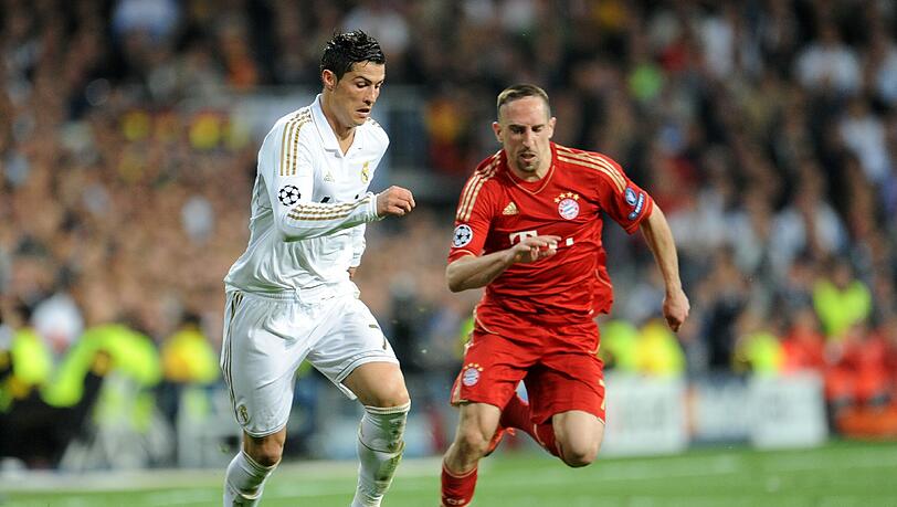 Cristiano Ronaldo gegen Franck Ribéry (rechts): Wer wird Weltfußballer? Cristiano Ronaldo gegen Franck Ribéry (rechts): Wer wird Weltfußballer?