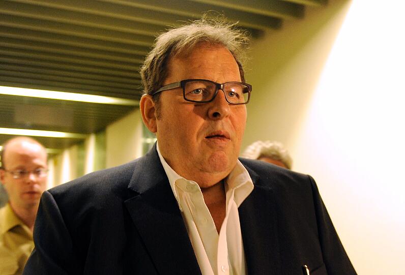 Otti Fischer tritt im Prozess wegen eines Sexvideos als Nebenkläger auf. Bilder aus dem Verfahren.