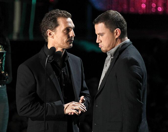 Hollywood-Beau Matthew McConaughey (links) und Channing Tatum auf der Bühne.