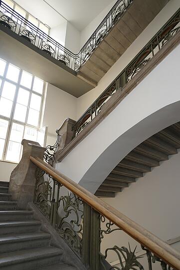 Nicht erhaltenswert? Das Jugendstil-Treppenhaus im Inneren.