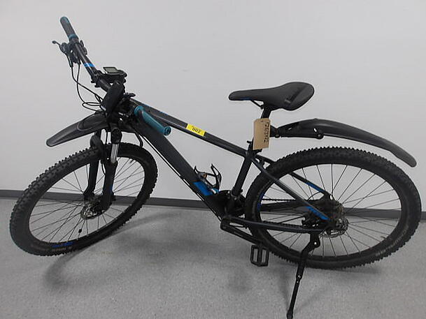 Zu ersteigern: Wenn ein Radl unten im U-Bahnhof abgestellt ist, wird es aus Sicherheitsgr&uuml;nden schnell entfernt.