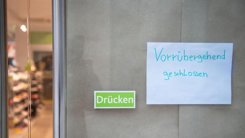 Ein geschlossenes Geschäft in der Dortmunder Fußgängerzone. Ein geschlossenes Geschäft in der Dortmunder Fußgängerzone.
