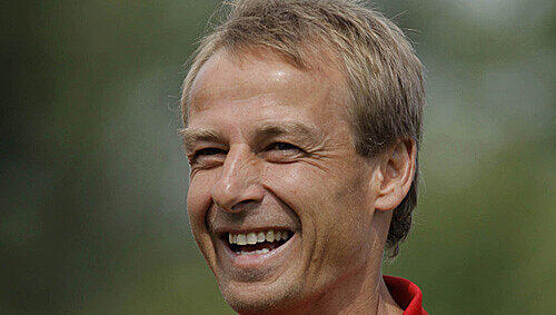 Immer lächelnd, auch wenn es nicht lustig ist: Jürgen Klinsmann. Immer lächelnd, auch wenn es nicht lustig ist: Jürgen Klinsmann.