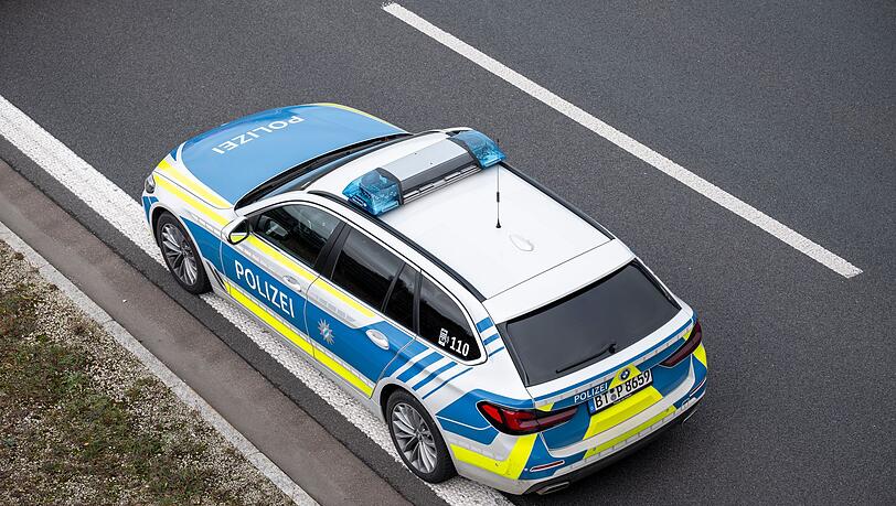 Der Einsatz auf der Autobahn 73 gestaltete sich f&uuml;r die Kr&auml;fte von Polizei, Rettungsdienst und Feuerwehr besonders schwierig. (Symbolbild)