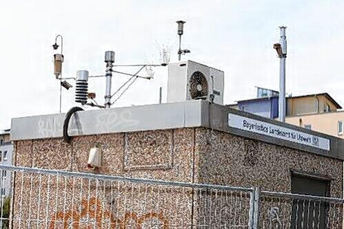 In der Köhnstraße hinter dem Hauptbahnhof steht eine der drei Nürnberger Ozon-Mess-Stationen.