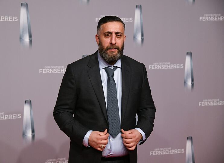 Schauspieler Kida Khodr Ramadan kommt zur Verleihung des Deutschen Fernsehpreis 2019.