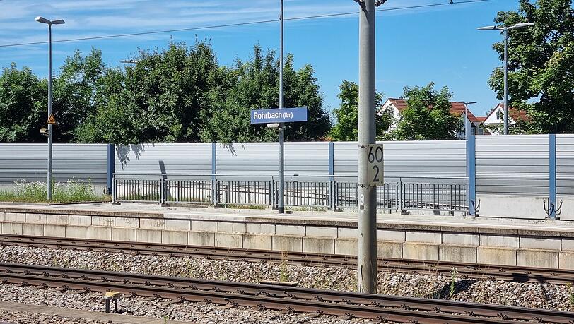 Ungeeignete Lärmschutzwände in Rohrbach. Ungeeignete Lärmschutzwände in Rohrbach.