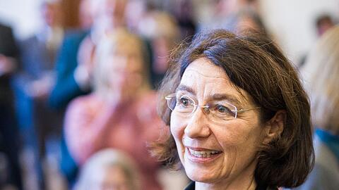 Bei der Landessynode in Braunschweig wurde die 52-Jährige zur neuen Landesbischöfin gewählt.