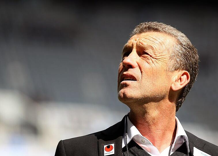 Löwen-Sportchef Florian Hinterberger