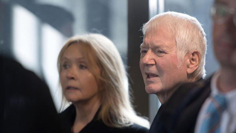Der ehemalige Drogeriekettenbesitzer Anton Schlecker und seine Frau Christa.