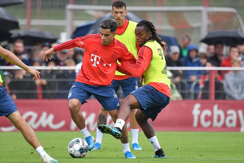 ...tut sich Renato Sanches schwer mit der Balleroberung gegen Coutinho.