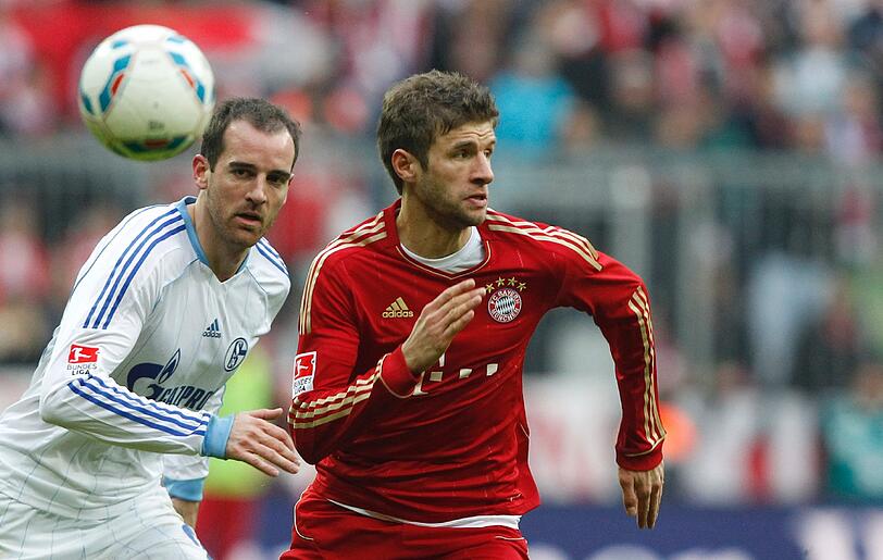 THOMAS MÜLLER: Wieder mal als Zehner-Stürmer aufgestellt. Sehr agil und bemüht. Mit einigen Chancen, die beste: Millimeter vor Hildebrand, der mit super-Reflex rettet. Note 3