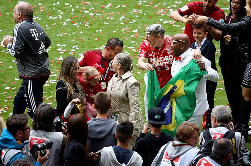 Die besten Bilder der Bayern-Meisterparty in der Allianz Arena.
