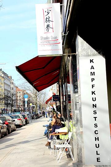 Impressionen aus der Maxvorstadt. Hier aus der Augustenstraße.