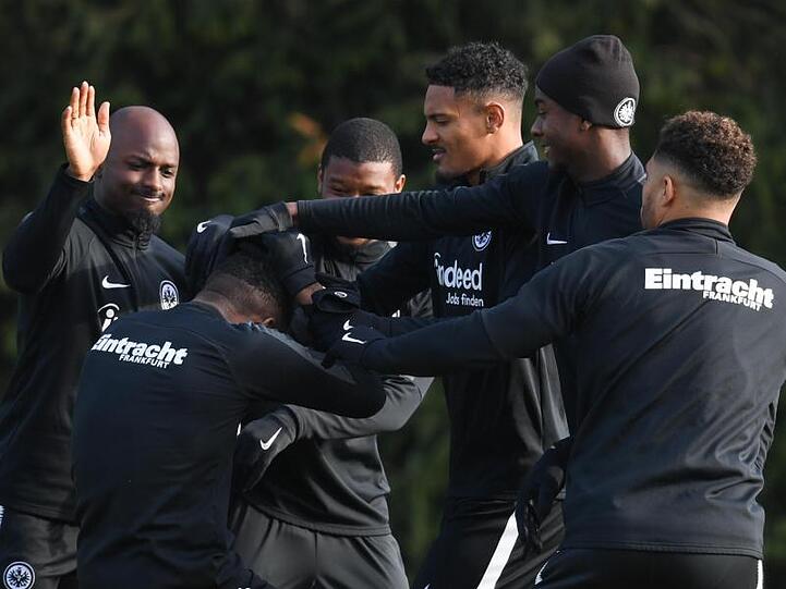 Dürfen gegen Schachtjor Donezk daheim nicht verlieren: Abschlusstraining von Eintracht Frankfurt.