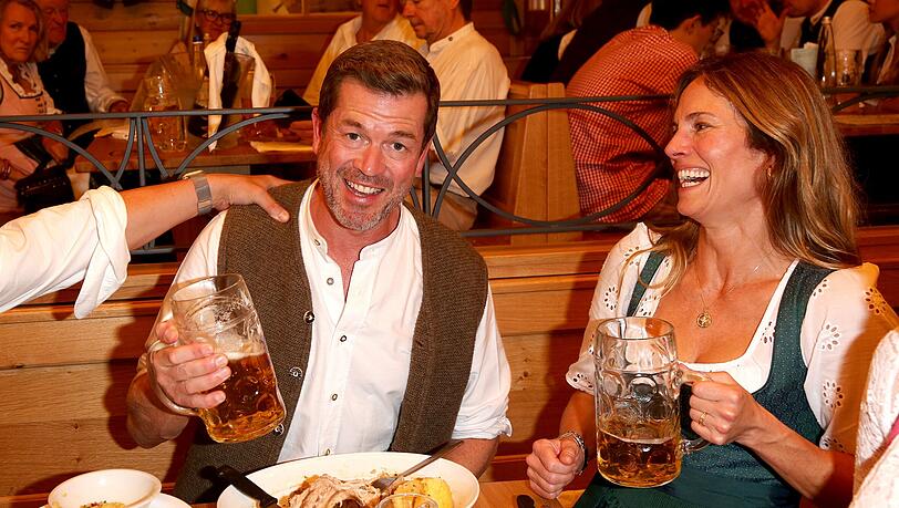 Karl-Theodor zu Guttenberg feierte am Montagabend auf dem Oktoberfest.