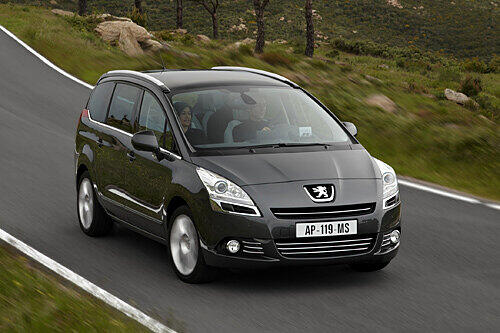 Der erste Komkatvan von Peugeot hört auf die Bezeichnung 5008.