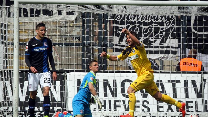 Abstand gewahrt: VfR Aalen holt einen Punkt im Abstiegskampf, durch einen Treffer von Löwen-Leihgabe Markus Steinhöfer, während St. Pauli 1:2 in Heidenheim verliert. Abstand gewahrt: VfR Aalen holt einen Punkt im Abstiegskampf, durch einen Treffer von Löwen-Leihgabe Markus Steinhöfer, während St. Pauli 1:2 in Heidenheim verliert.