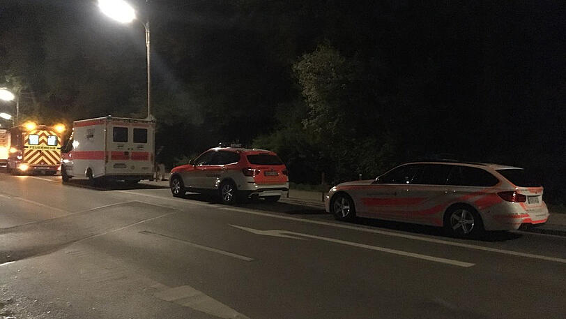 Auch etliche Krankenwagen und Rettungssanitäter waren im Einsatz.