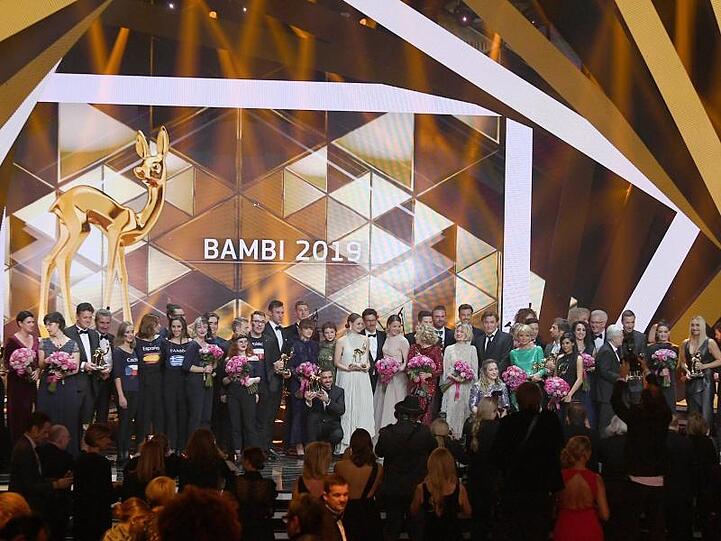 Das klassische Gruppenbild: Die Bambi Preisträger und die Laudatoren.