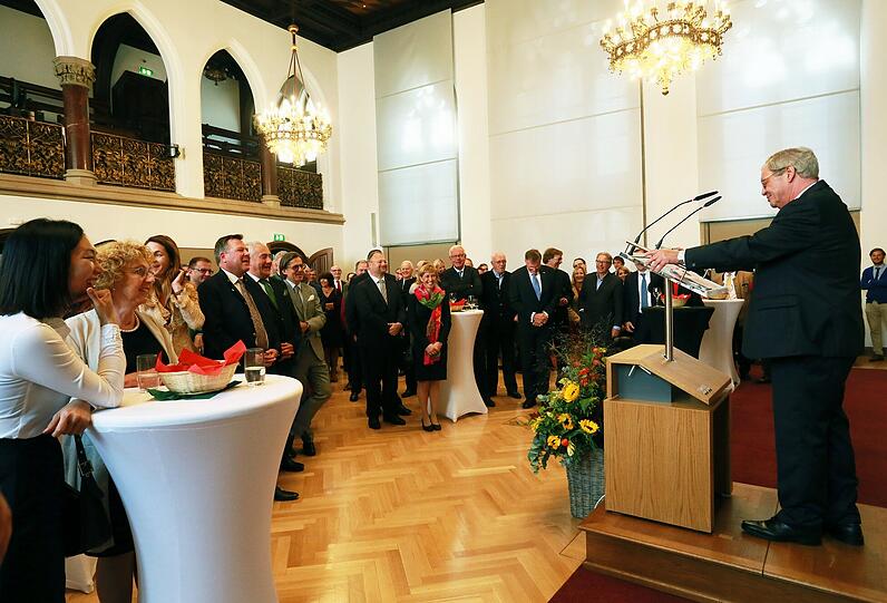 Der Große Sitzungssaal im Rathaus ausnahmsweise unbestuhlt
