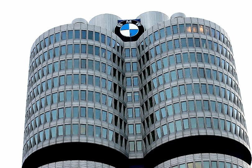 Der Münchner Automobilkonzern BMW spendet der Union, der SPD und der FDP jährlich Geld.